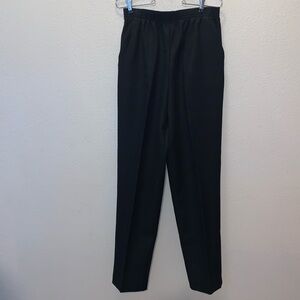 Donn Kenny Classics Woman’s Black Pull On Pants Pockets